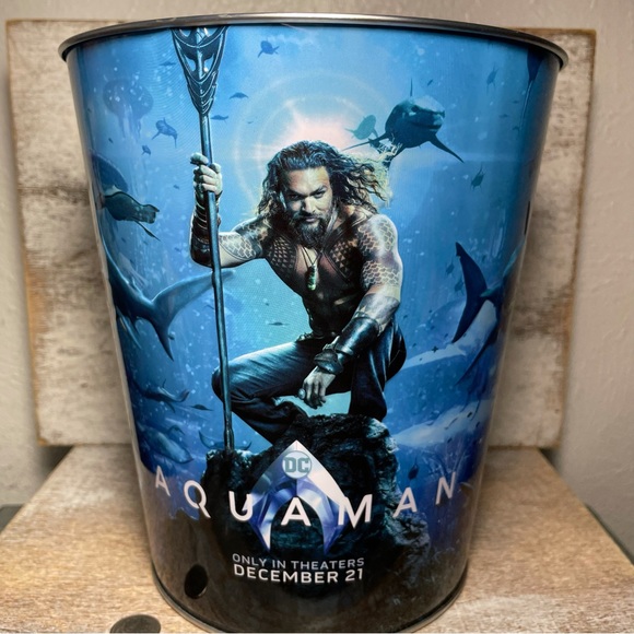 AMC Theaters Metal Popcorn Tins Buckets Aquaman 8x7" - Picture 3 of 12